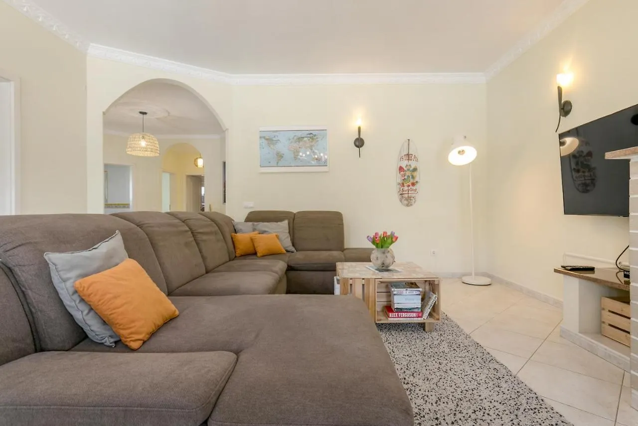 Casa Naboo - Sunny Holiday Home With Pool Aljezur 0*,  Portugal